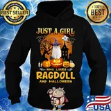 Cat witch just a girl who loves ragdoll and halloween s Hoodie