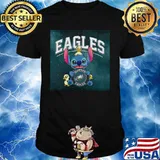 Disney stitch and ducks hug philadelphia eagles shirt
