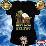 Master yoda and baby yoda best mom in the galaxy s Ladies tee