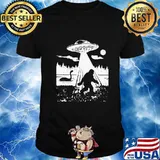 Official Bigfoot UFO Abduction Funny Sasquatch Aliens Shirt