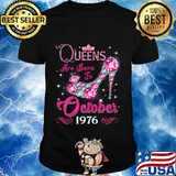 Queen 44th Birthday Gift Queens are born in October 1976 T-Shirt
