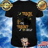 Trick or treat cats Trick or treat yo self halloween design T-Shirt