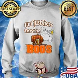 Halloween just here for the boos, funny ghost drinking beer s Sweater