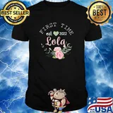 First Time Grandma 2022 Promoted to Lola 2022 New Grandma Flower T-Shirt