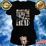 Librarian Trick or Read Library Event Halloween Book Lovers T-Shirt Ladies tee