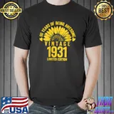 90 Year Old 1931 Limited Edition 90th BDay Floral T-Shirt