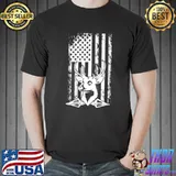 Compound Bow Hunting Gear American Flag Deer and Arrows Arch T-Shirt Unisex