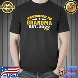 I'm Going To Be A Grandma Funny Promoted To Grandma Est 2022 T-s Unisex