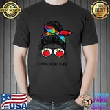 Kindergarten teacher life back to school messy bun hair T-Shirt
