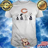 Peanuts Chicago Snoopy and Charlie Brown playing football shirt