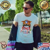 Postal Worker Messy Bun Women Sunglasses Merry Christmas T-Shirt