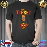 There's A Turkey In This Oven Pregnancy Thanksgiving T-Shirt