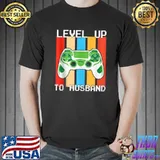 Best Mens Gamer Engagement Groom Husband Video Game Level up Boyfriend T-shirt