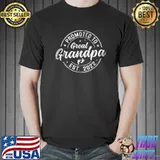 Vintage Promoted To Grandpa 2022 Fathers Day First New Dad T-Shirt Unisex