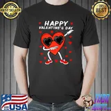 Funny Happy valentines day dabbing heart sunglasses hearts T-Shirt Unisex