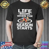 Original Wrestling Life Begins When The Season Starts Shirt