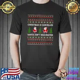 Premium Christmas Is Cancelled Santa Isn't Vaccinated Ugly Xmas T-shirt