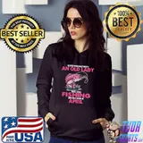 Premium Never underestimate an old lady who loves fishing and was born in april shirt