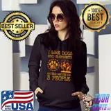 Nice I like dogs and elephants and maybe 3 people T shirt