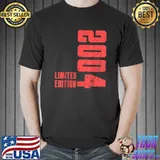 Original 18th Birthday Boy Girl Born 2004 18 Years Old T-Shirt