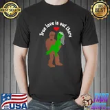 Bigfoot & Alien True Love Matching Couple Valentine's Day T- Unisex