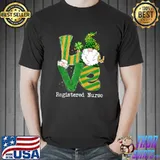 Funny Love Registered Nurse Gnome Shamrock St Patricks Day T-Shirt Unisex