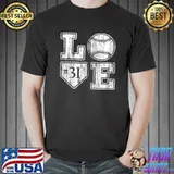 LOVE Baseball Softball Mom Vintage Distressed Home Plate 31 T- Unisex