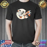 Disney halloween halloween mickey and minnie flying classic shirt
