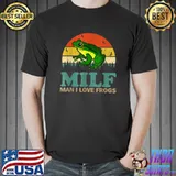 Man I Love Frogs Autumn Seasons Vintage Sunset T-Shirt