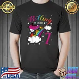 Rolling Into 7 Birthday Roller Skate Rainbow Bday Party T-Shirt