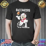 Disney mickey mouse gift for fan tampa bay buccaneers shirt