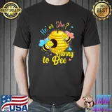 Gender Reveal He Or She Nanny To Bee Baby Announcement T-Shirt