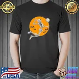 Skeleton playing volleyball halloween trending shirt