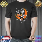 Vintage Skeleton Guitar Music Player Moon Bats Halloween T-Shirt