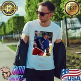 An old design of ice hockey legend wayne gretzky shirt