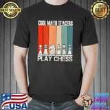 Cool math teachers play chess retro design T-Shirt