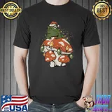 Mushroom Frog Santa Hat Christmas Cottagecore Gift T-Shirt