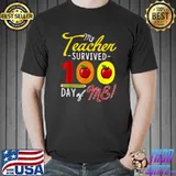 My Students Survived 100 Days Of Me Teacher Student Apples T-Shirt