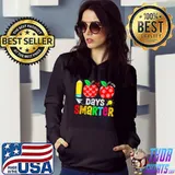 100 Days Smarter Pencil And Apples Happy 100th Day Of School Teacher T-Shirt Hoodie