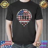 41 Years Of Being Awesome Vintage 1982 Limited Edition 41th Birthday American Flag T-Shirt
