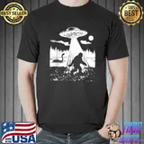 Bigfoot Sasquatch Ufo Moon And Dragon Water Alien T-Shirt
