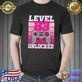 Level 23 Unlocked Gamer 23 Years Old 23rd Birthday Gaming Vintage Controller T-Shirt