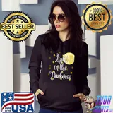 Light in the darness moon live in accordance with the stars T-Shirt Hoodie