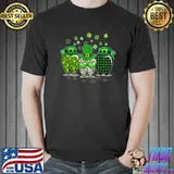 St Patrick's Day 2021 Cute Plaid Leopard Shamrocks Tooth Dental Assistant Gift T-Shirt