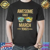 Awesome Since March 1961 With Sunglasses Mountain And Beach Landscape Art March 1961 T-Shirt