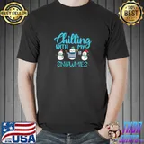 Chilling with my homies holiday or winter snowmans T-Shirt