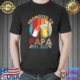 Promoted To Papa Est 2023 Baby Reveal New Dad Fathers Day Retro Sunset T-Shirt