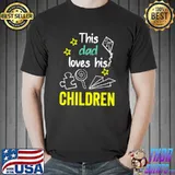 This dad loves his children hand drawing illustrations T-Shirt