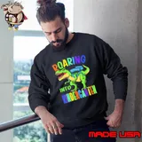 Funny roaring Into Kindergarten Dinosaur T Rex Back To School Boys T-Shirt Sweatshirt