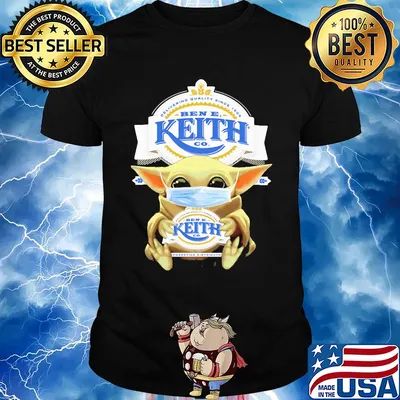 Baby Yoda mask hug Bene Keith shirt